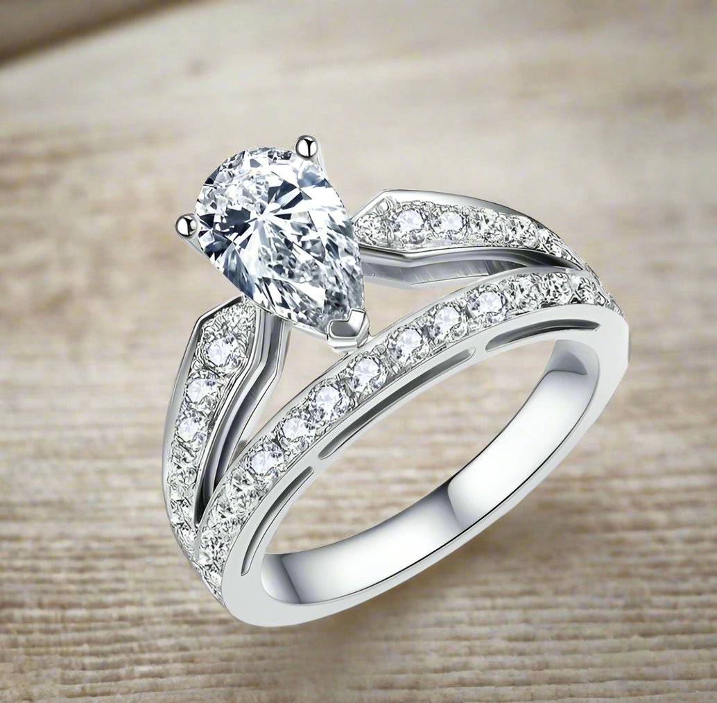Eleanorr Pear Cut Moissanite Ring - 1.5 Carat