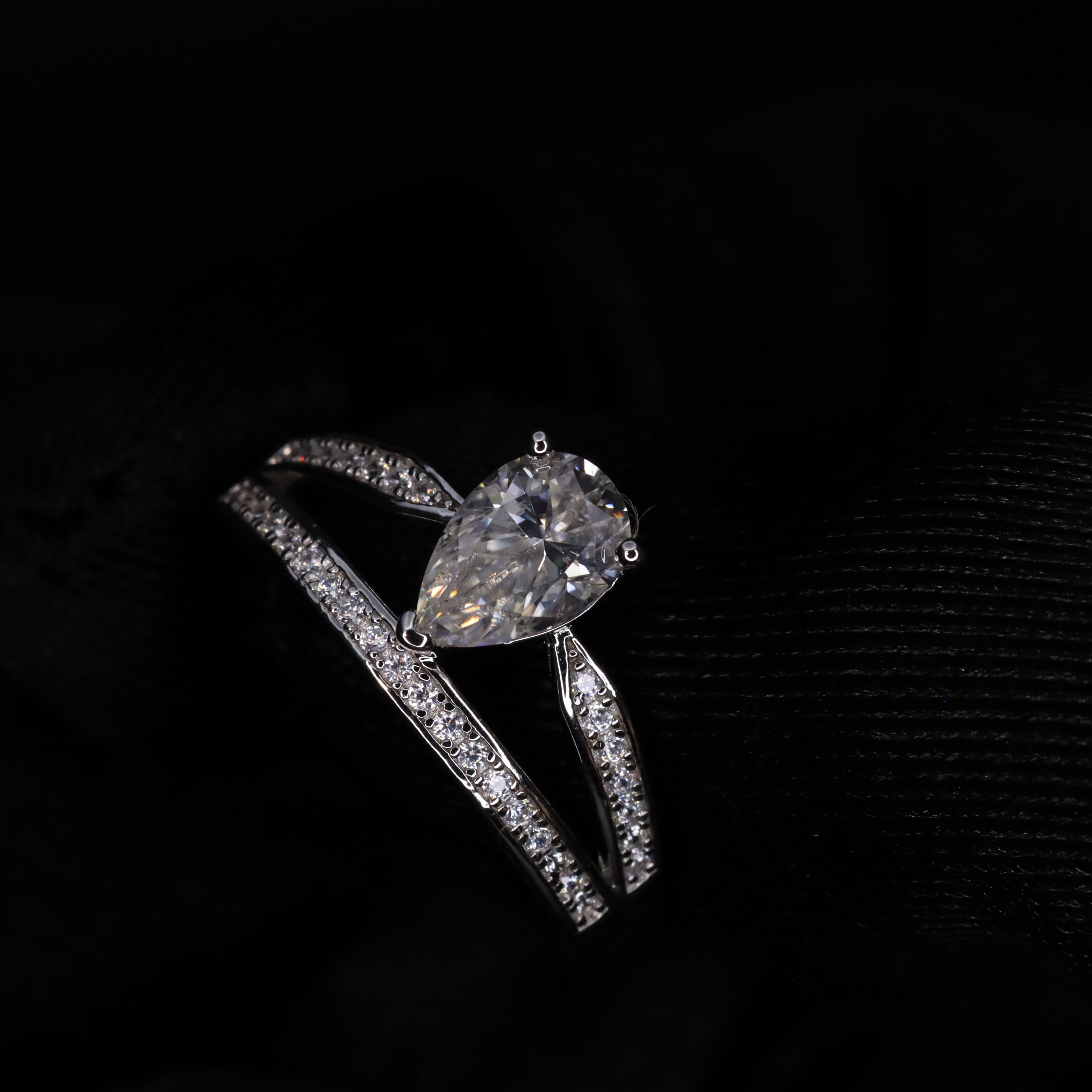 Eleanor Pear Cut Engagement Ring - 1.5 Carat