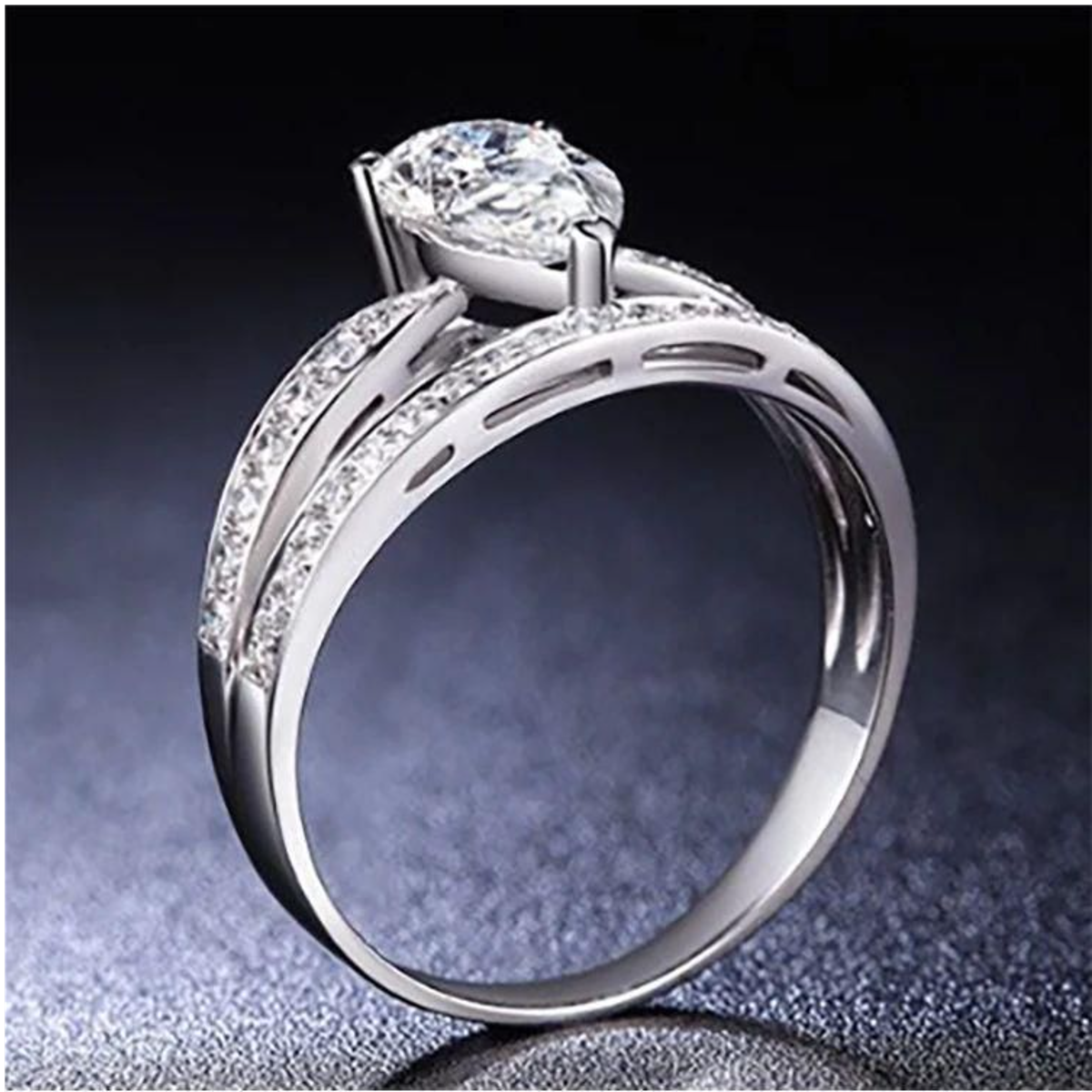 Eleanorr Pear Cut Moissanite Ring - 1.5 Carat